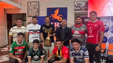 Fue presentado en la URT el Regional del NOA 2026 por la Copa Banco Macro, y la entrega de mil pelotas Rhino a los clubes tucumanos. 