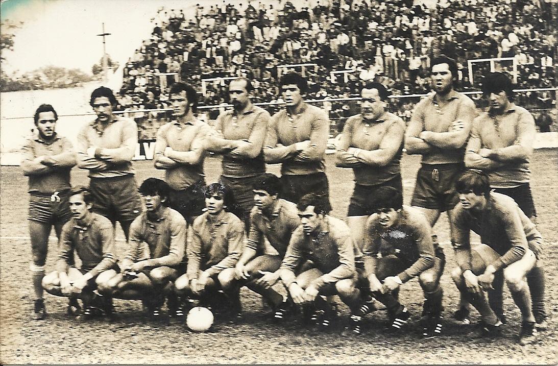 NARANJAS 82. El equipo que le ganó a Los Pumas en agosto de 1982. Serán homenajeados. 