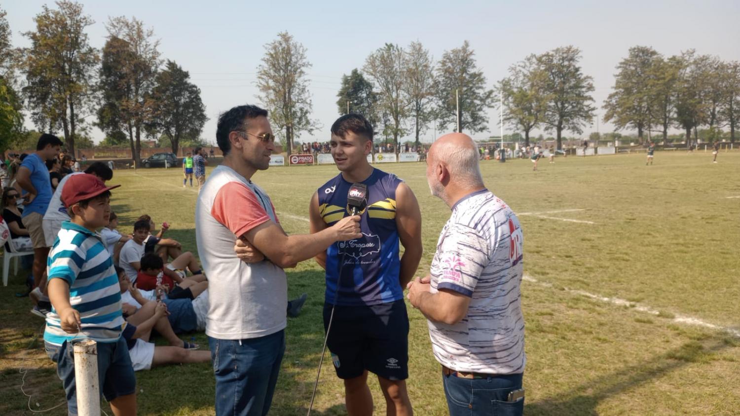 NO SE OLVIDA DE SUS EX COMPAÑEROS. El jugador de Atletico Tucuman, Ignacio Maestro Puch, estuvo presente en la gran final del regional alentando a sus compañeros. 