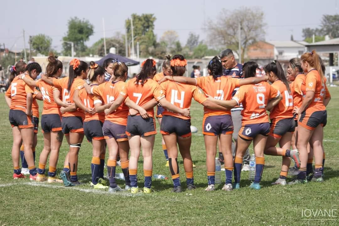 EQUIPO LISTO. Las naranjas ya ultimaron detalles para disputar el seven de la república. FOTO: Gentileza Pablo Iovane 