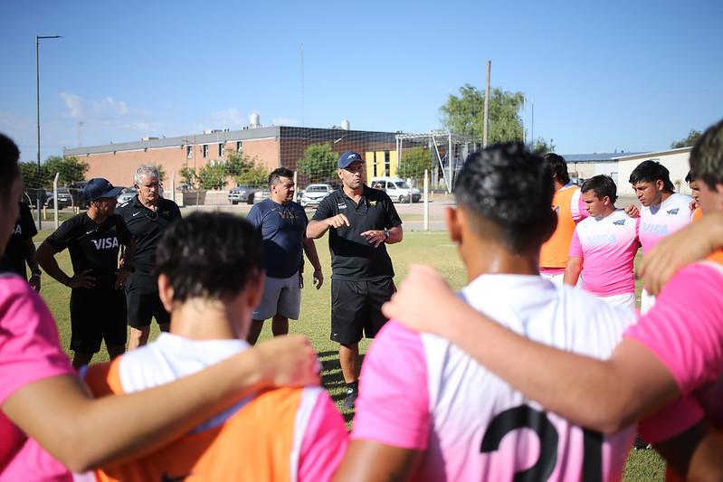 Alvaro Galindo en plena charla técnica. Foto: Prensa UAR 