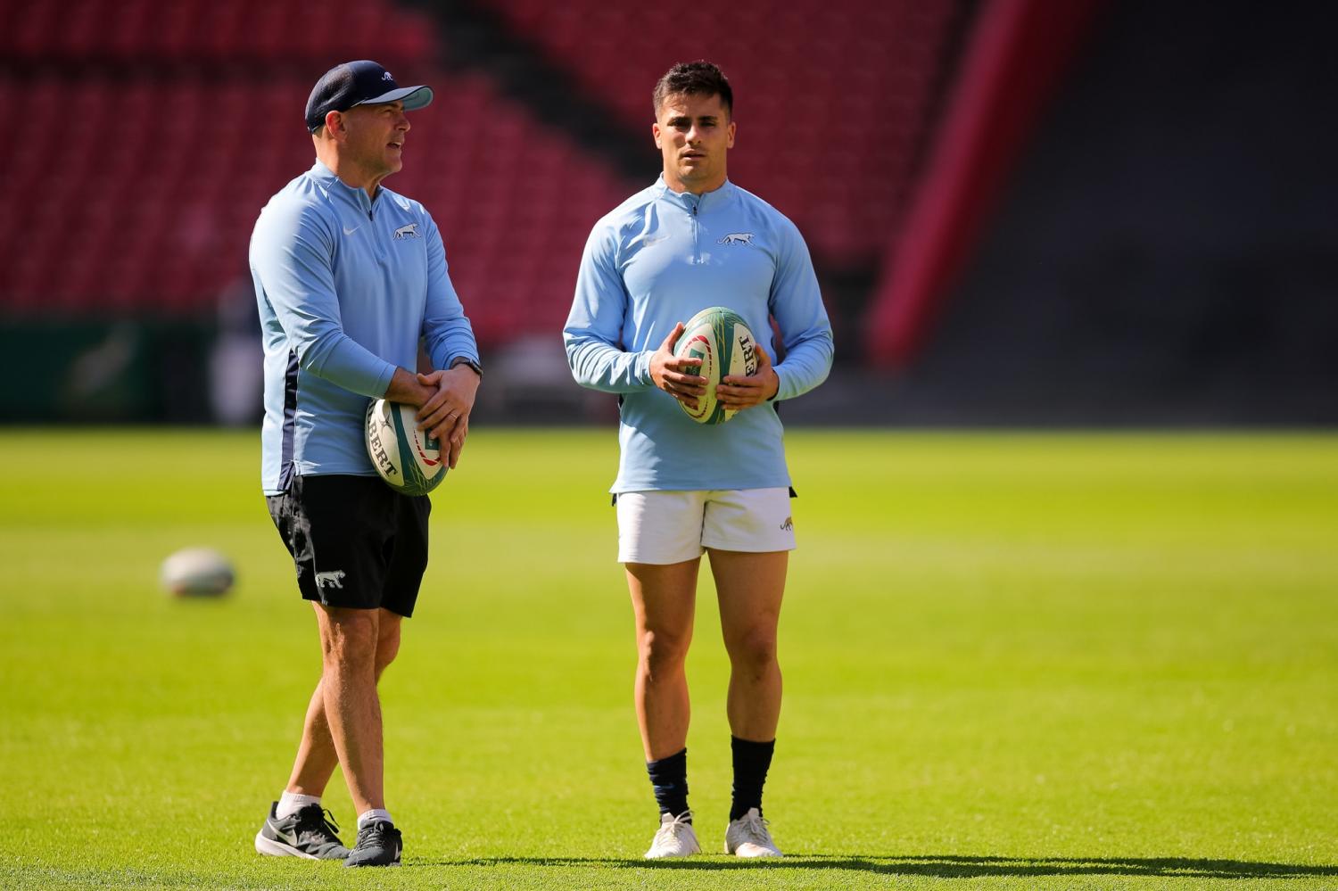 ¿VOLVERÁ TOMAS ALBORNOZ A ESTAR EN CONSIDERACIÓN?.Felipe Contepomi en pleno entrenamiento con el tucumano surgido en Tucumán Rugby.Foto: Prensa UAR. 